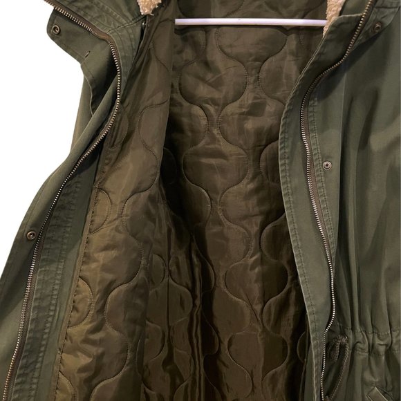 Uniqlo Modern Military-Style Parka - S, Army Green - Picture 4 of 7